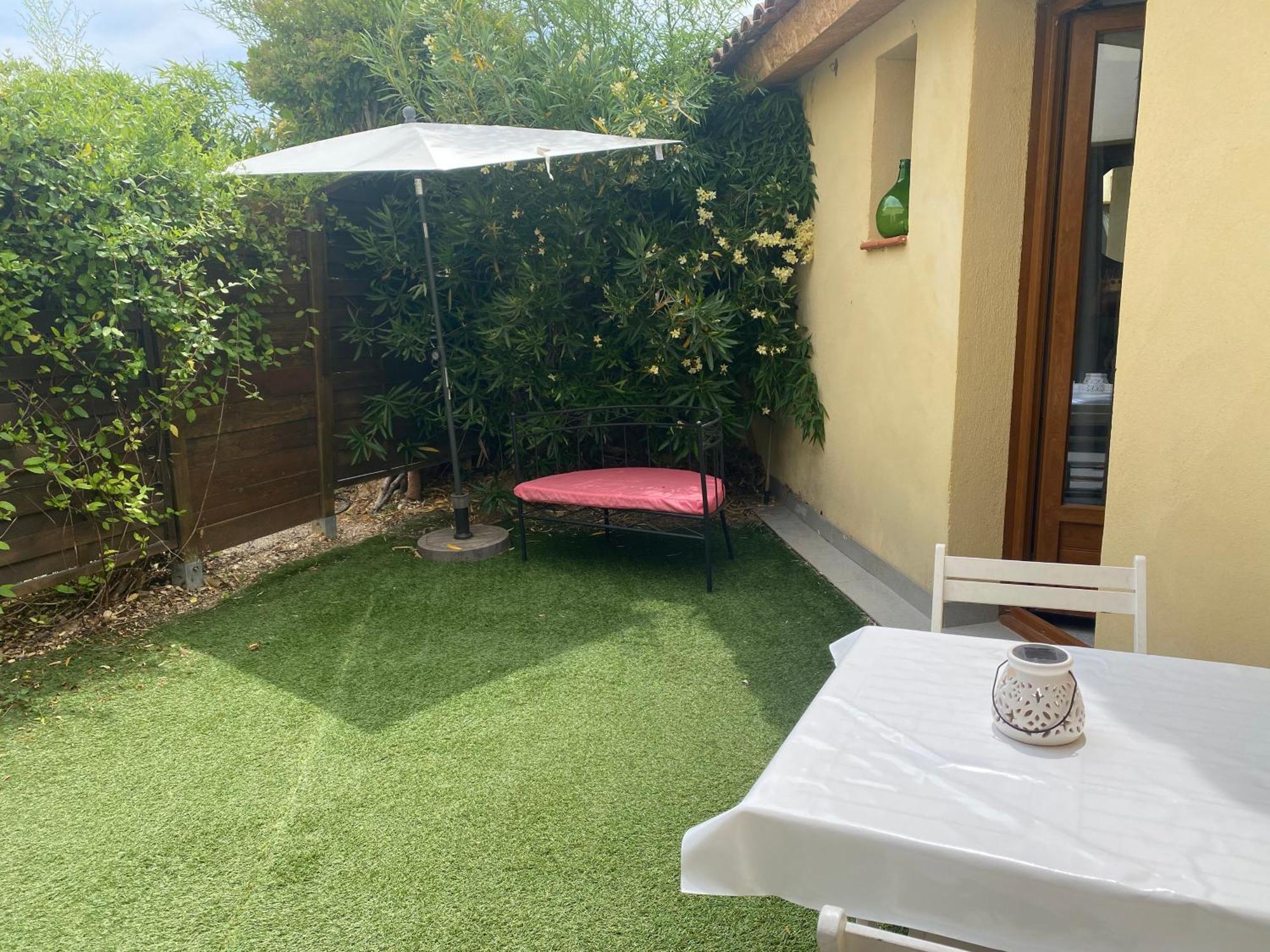 A 20 Minutes De Aix En Provence Apartment Pertuis Exterior photo